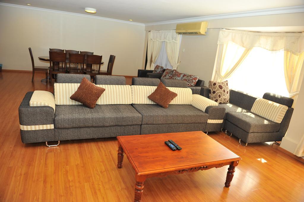 Marina Court Kota Kinabalu- Bigger Group Stay Together- 6 Bedroom Apartments Kültér fotó