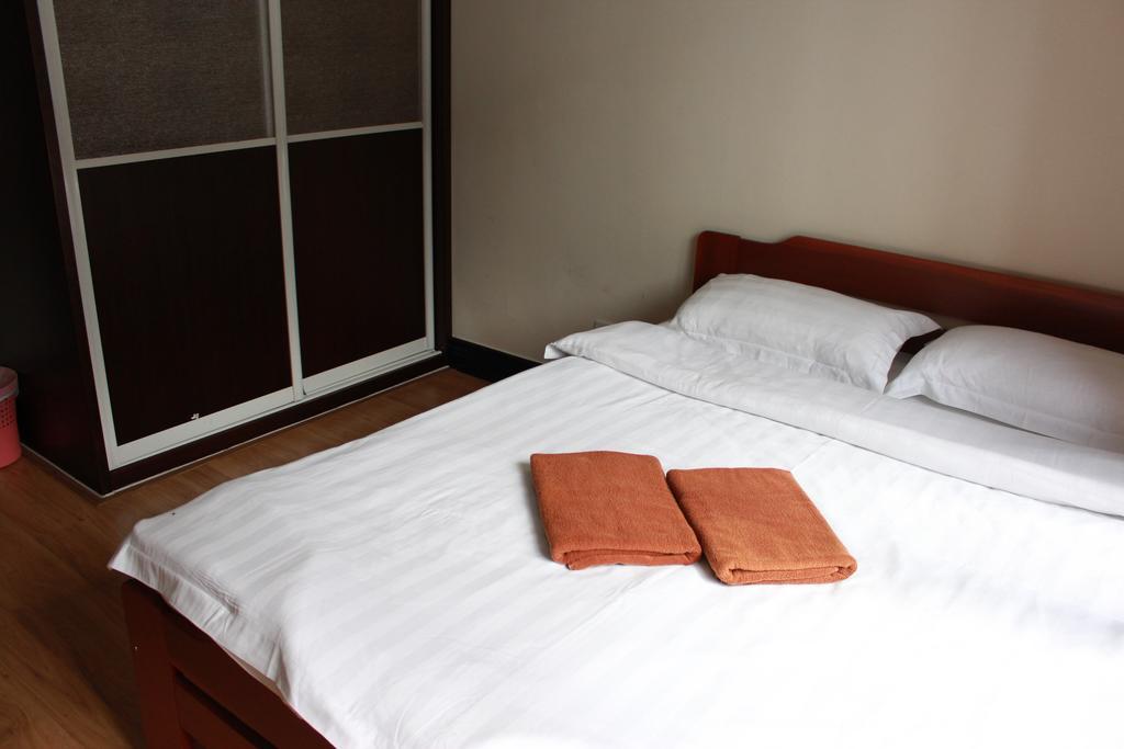 Marina Court Kota Kinabalu- Bigger Group Stay Together- 6 Bedroom Apartments Szoba fotó